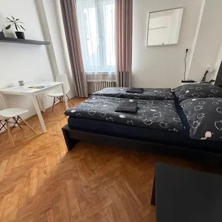 منزل للإقامة Central Apartment Room *